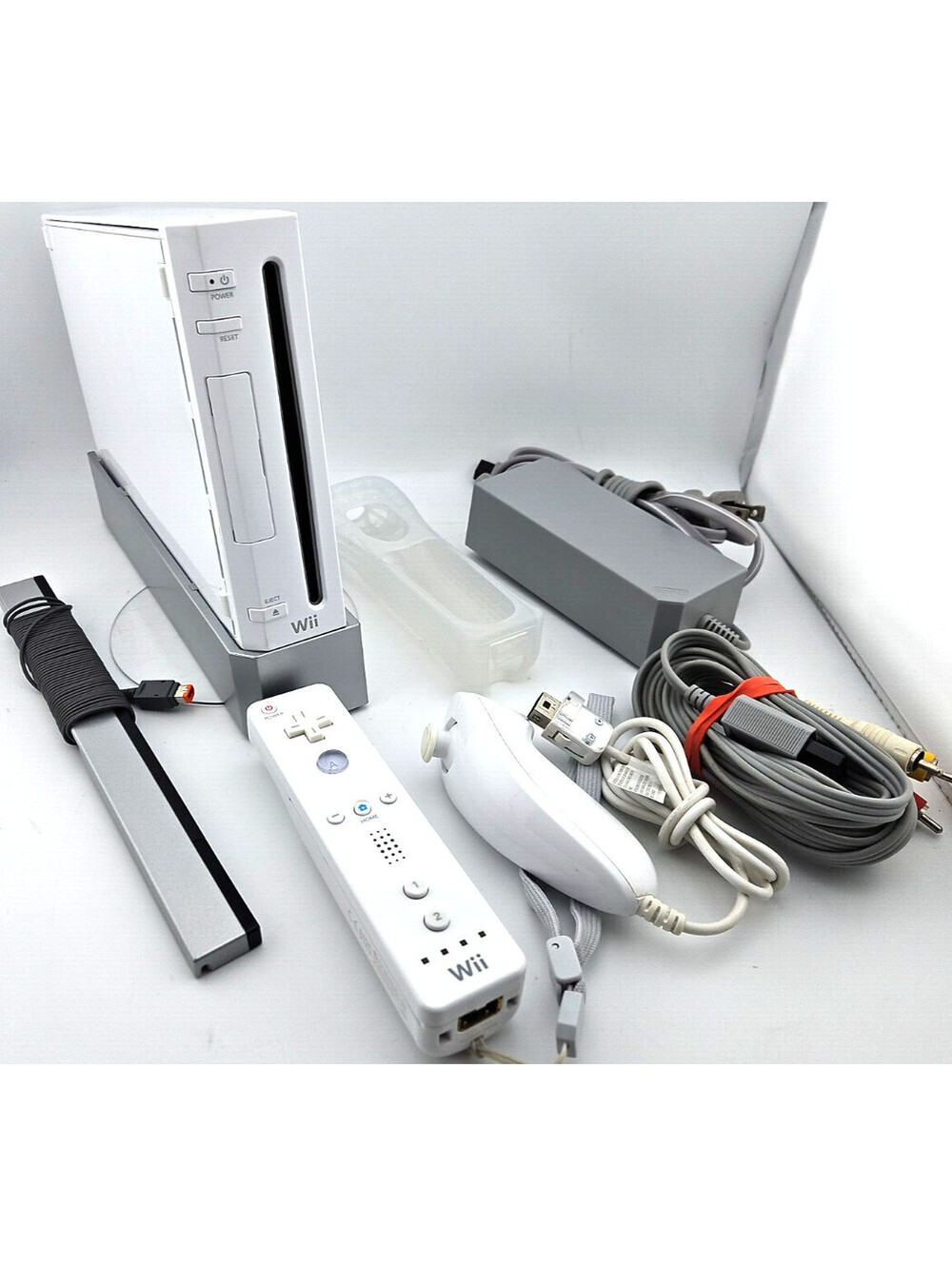 Nintendo Wii Console Bundle RVL‑001 – Clean & Tested – Complete Set - Picture 15 of 15